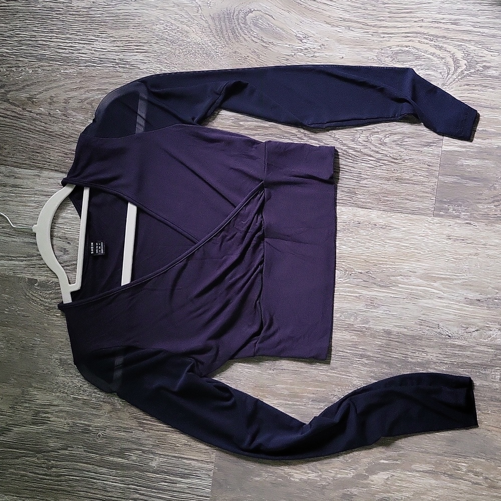 Shein crop navy blue top